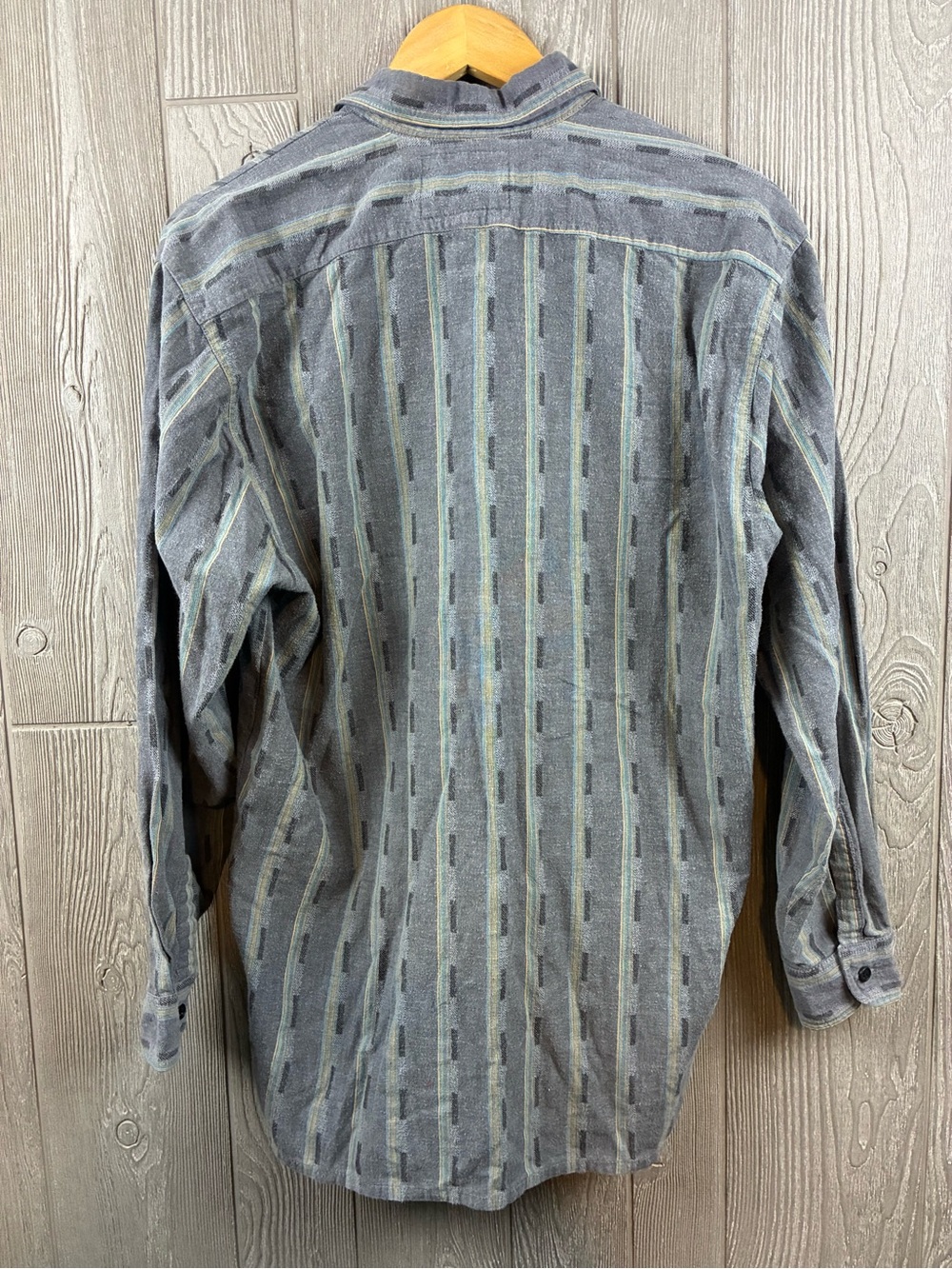 VTG Big Rock Canyon Men’s M Striped Button Down Shirt Flannel Fall Winter - Picture 2 of 4